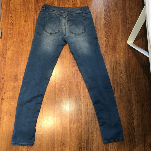 deLiA*s Olivia Straight Cut Blue Jean | Long Style | Size 9 | Stretchy - Picture 4 of 4
